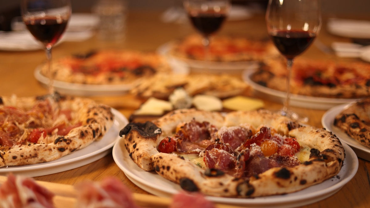 Dia da Pizza: conheça os vinhos ideais para harmonizar com cada fatia